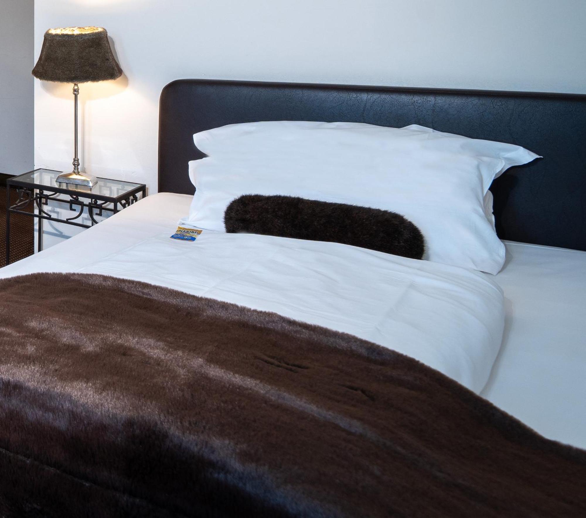 Hotel Medo Koeln Екстер'єр фото