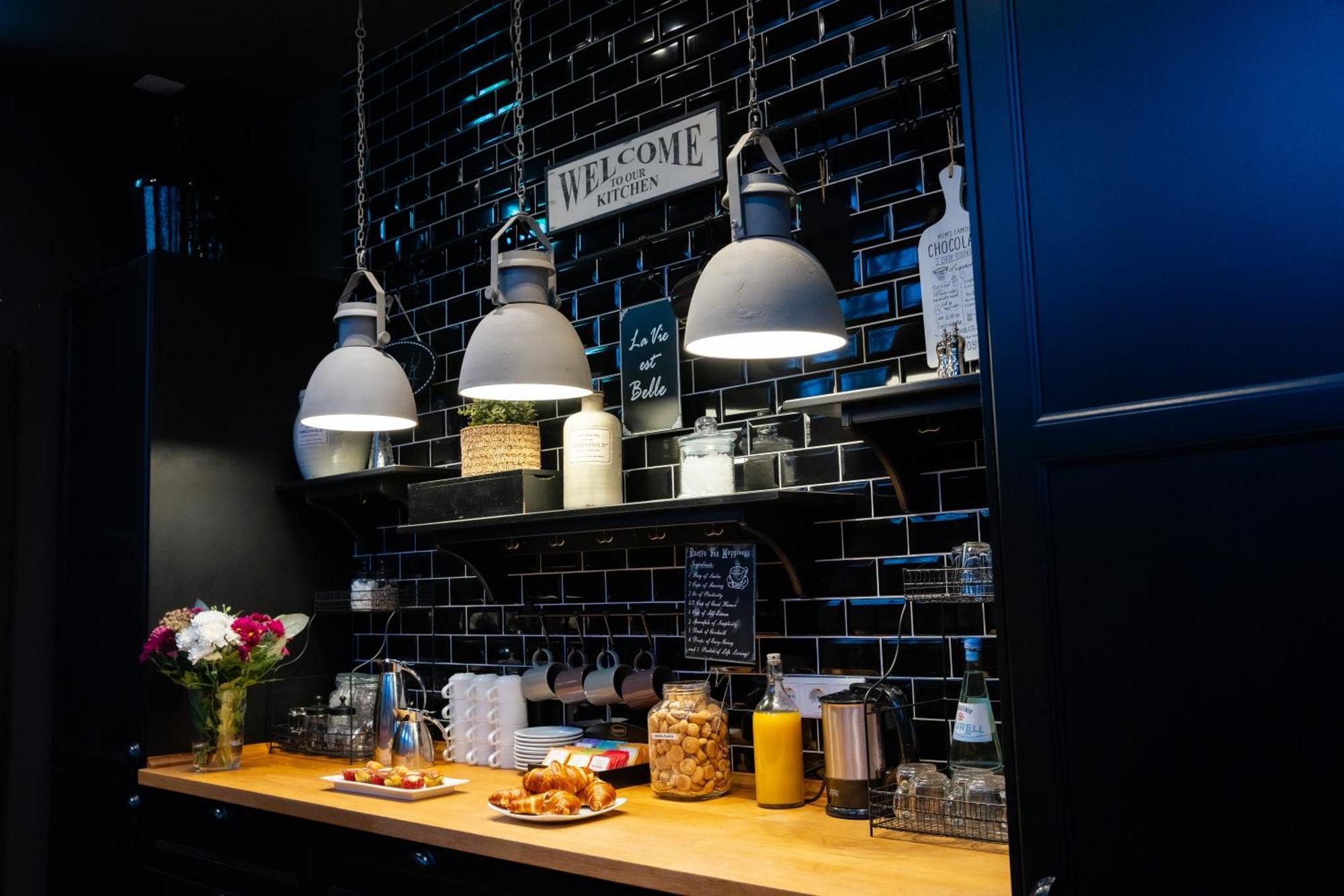 Hotel Medo Koeln Екстер'єр фото