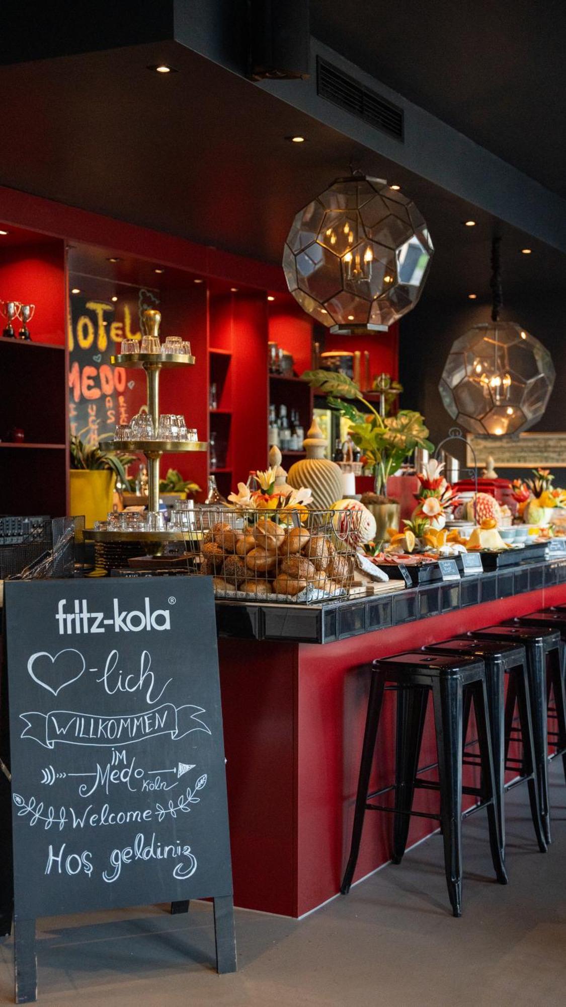 Hotel Medo Koeln Екстер'єр фото
